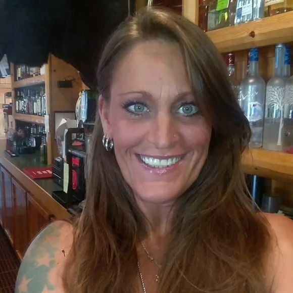 Meet your Posher, Robin - Picture 1 of 1